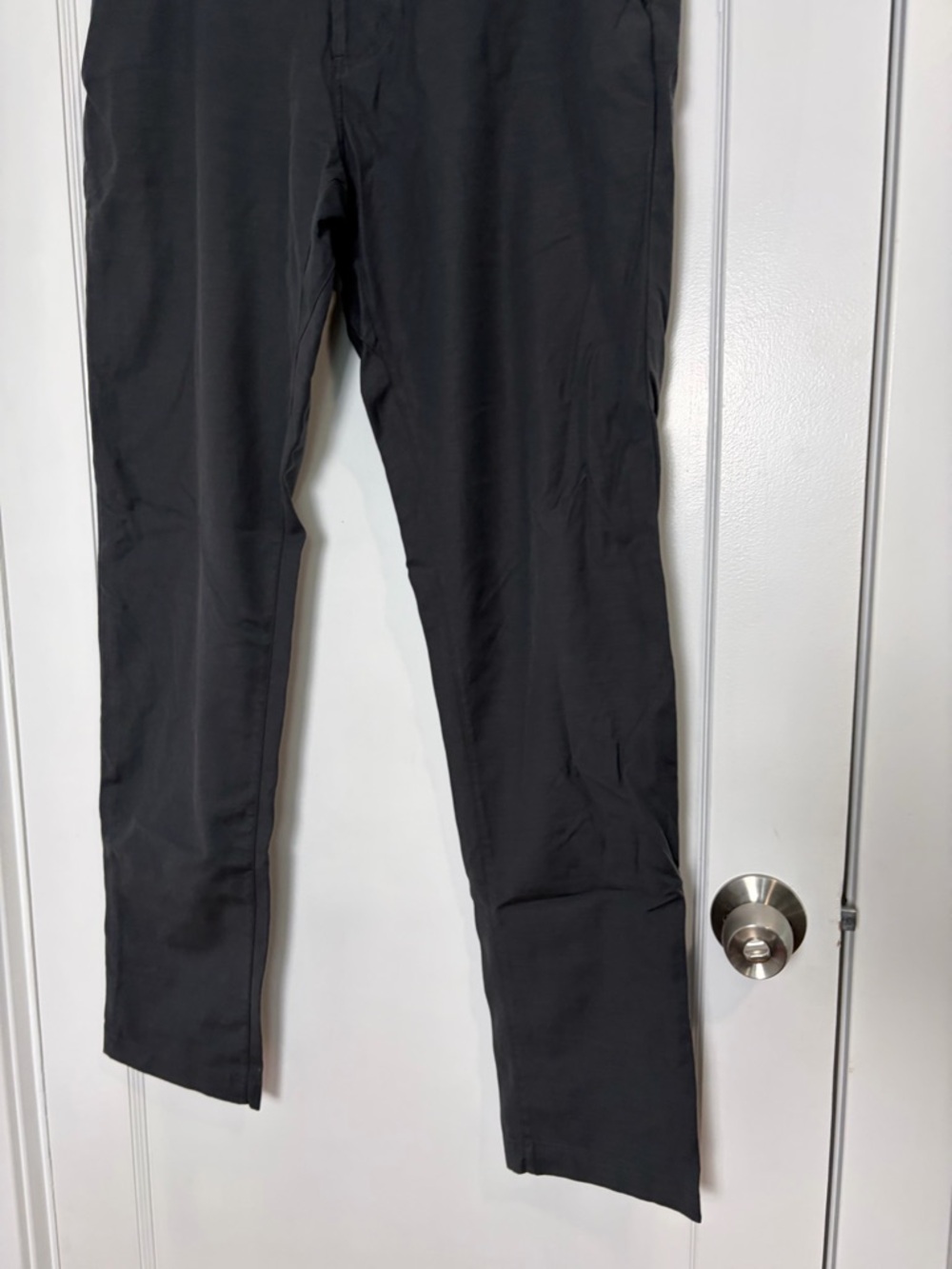 Lululemon Commission pants - Picture 2 of 16